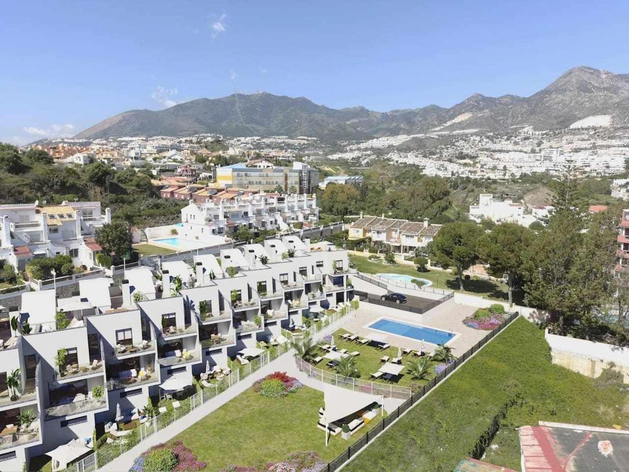 Sea Views Villa Benalmadena Comotucasa 外观 照片